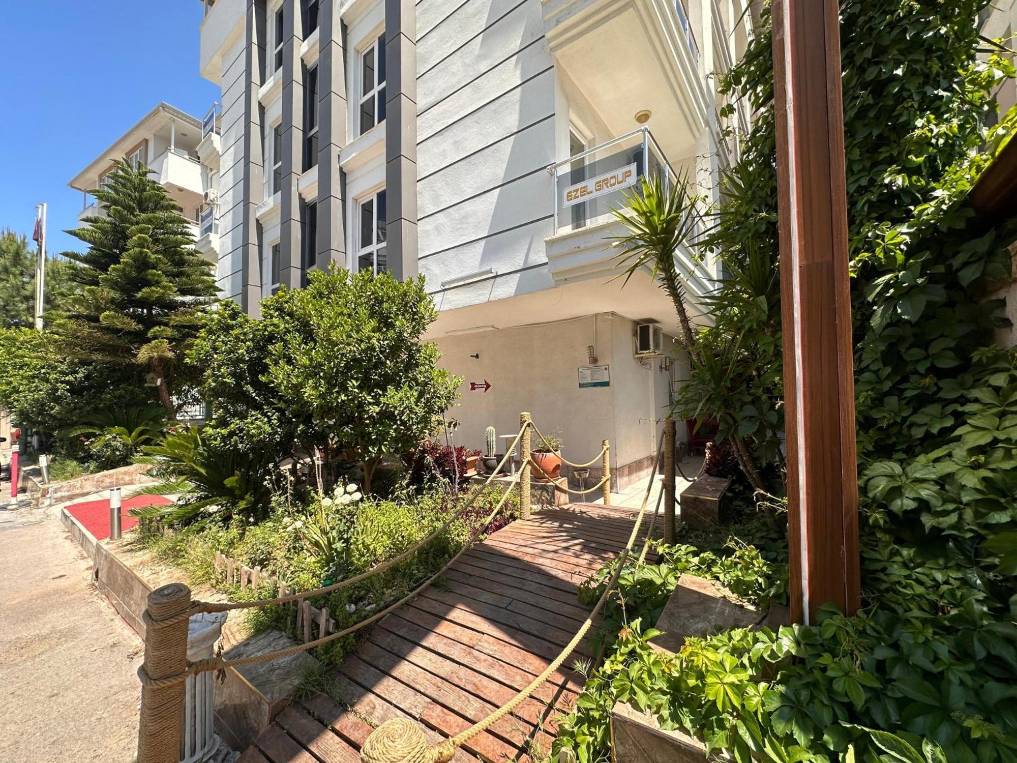 Royal Ezel Hotel 安塔利亚 外观 照片