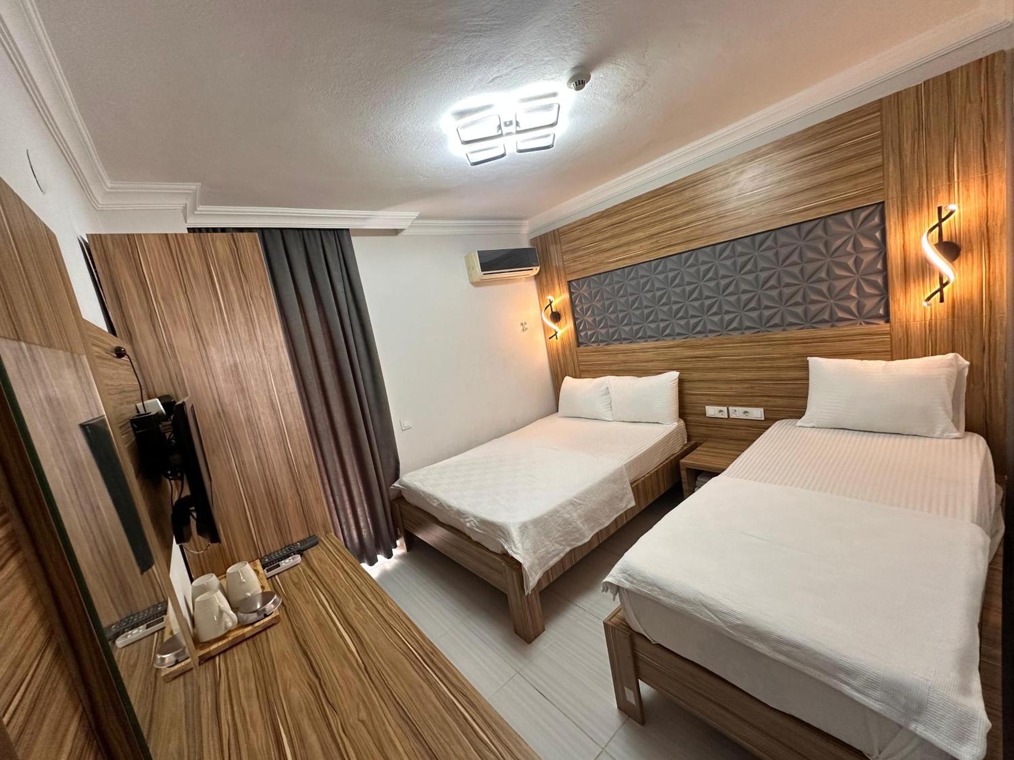 Royal Ezel Hotel 安塔利亚 外观 照片