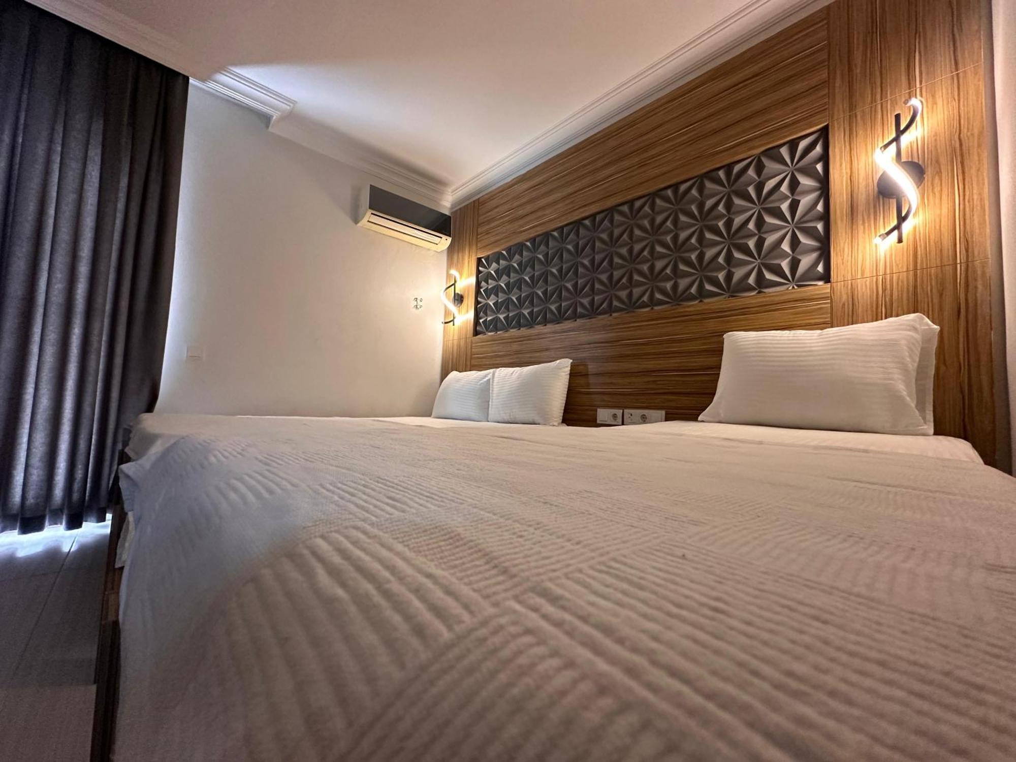 Royal Ezel Hotel 安塔利亚 外观 照片
